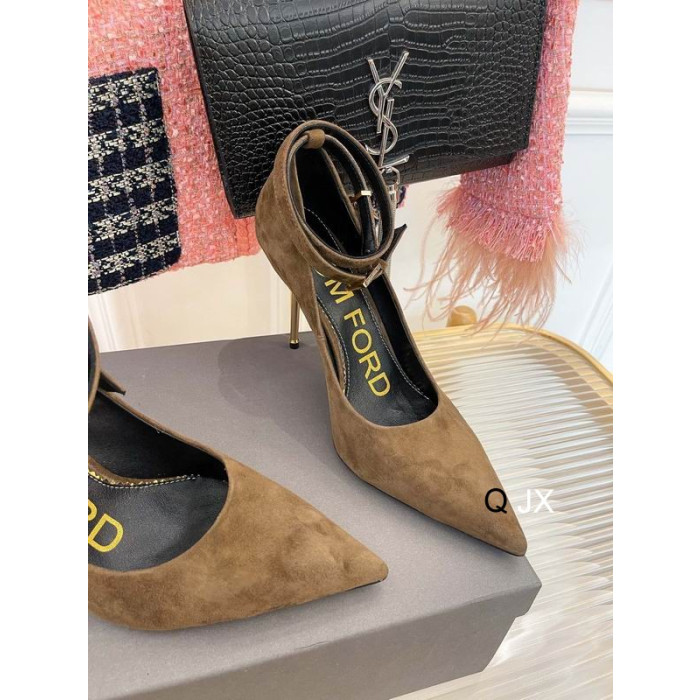 Tom Ford Velvet Padlock Ankle Wrap Spitz Toe Pumps In Braun