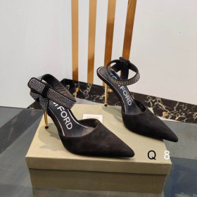 Tom Ford Velvet Asymmetrischen Kristall Sandale In Black01